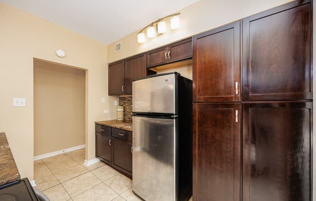 8642  Fredericksburg RD Unit 503, San Antonio, TX 78240 — photo 6