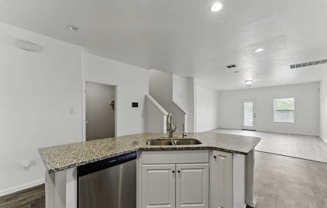 6943  Shell Bch, Converse, TX 78109 — photo 6