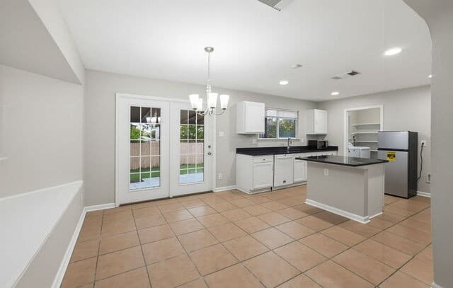 618  Tres Caminos, San Antonio, TX 78245 — photo 4