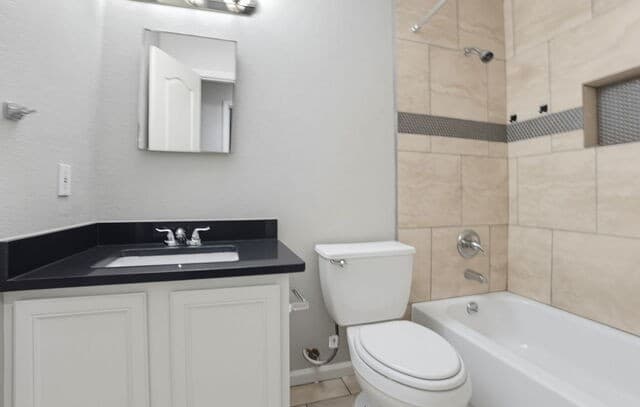 618  Tres Caminos, San Antonio, TX 78245 — photo 8
