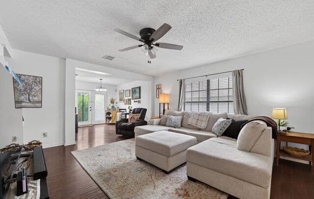 13911  Villa Camino, San Antonio, TX 78233 — photo 5