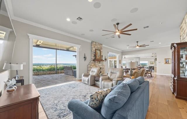 1299  Mystic Pkwy, Spring Branch, TX 78070 — photo 14