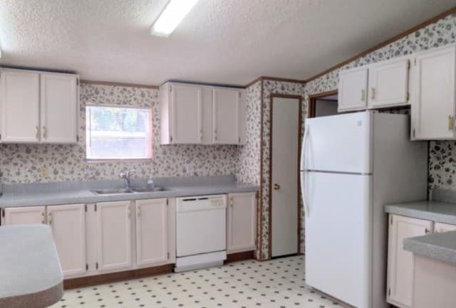4518  Waterwood Pass, Elmendorf, TX 78112 — photo 3