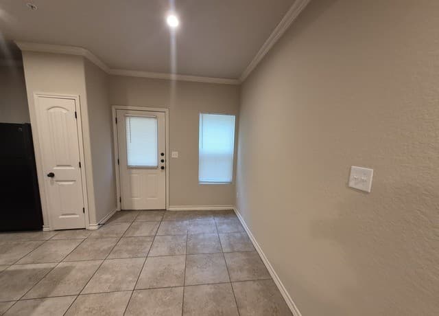 6602  Arancione Ave. Unit 103, San Antonio, TX 78233 — photo 5