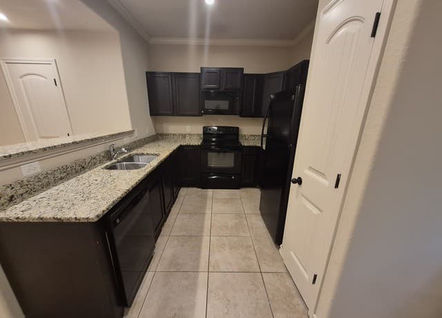 6602  Arancione Ave. Unit 103, San Antonio, TX 78233 — photo 7