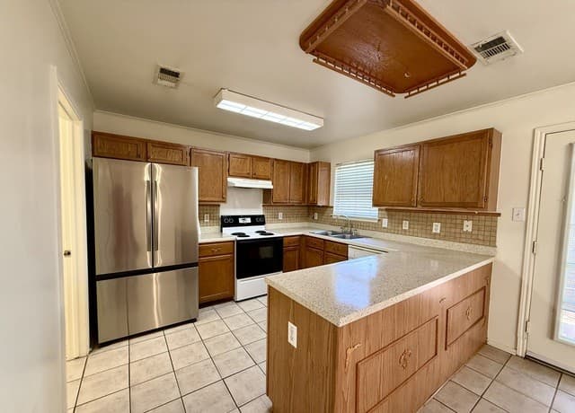 8219  Shooting Quail, San Antonio, TX 78250 — photo 12