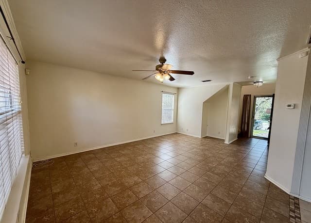 8219  Shooting Quail, San Antonio, TX 78250 — photo 2