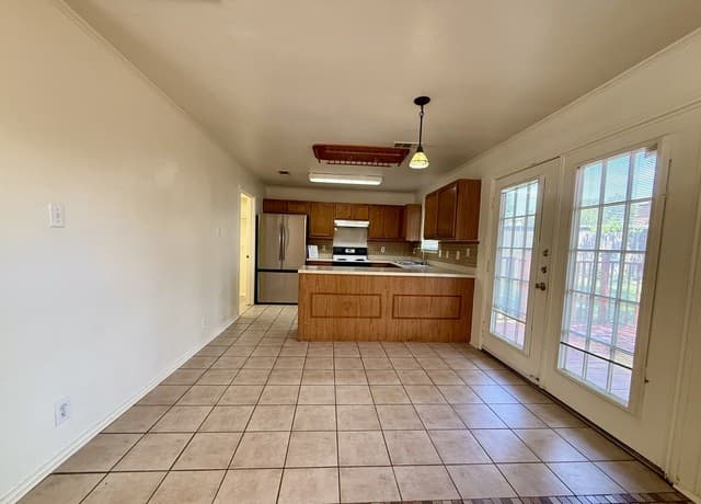 8219  Shooting Quail, San Antonio, TX 78250 — photo 5