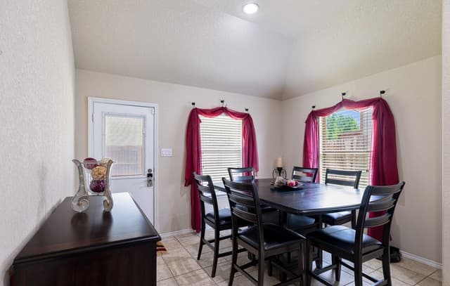 3318  Candleside Dr, San Antonio, TX 78244 — photo 13