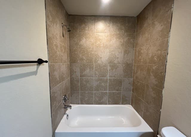 7109  Micayla Cove Unit 103, San Antonio, TX 78244 — photo 23