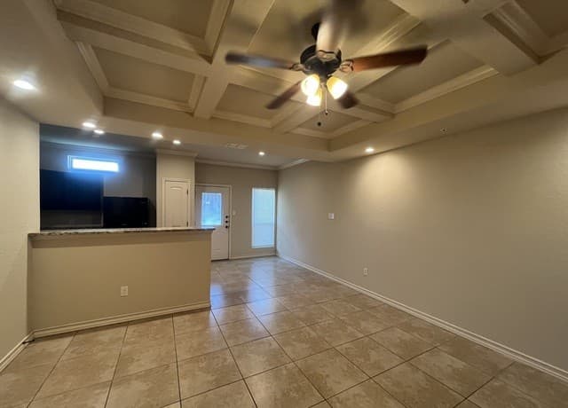 7109  Micayla Cove Unit 103, San Antonio, TX 78244 — photo 5