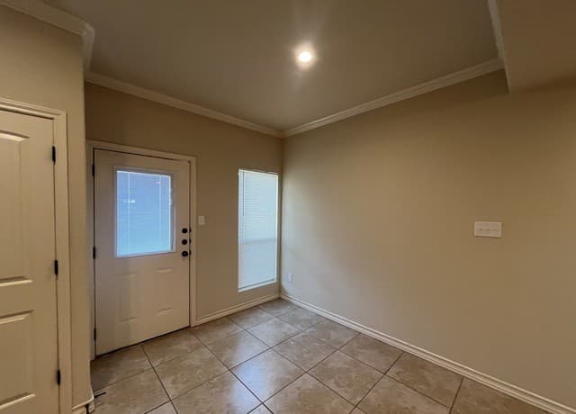7109  Micayla Cove Unit 103, San Antonio, TX 78244 — photo 6