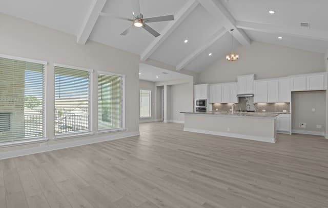 139  Kari Drive, Castroville, TX 78009 — photo 13