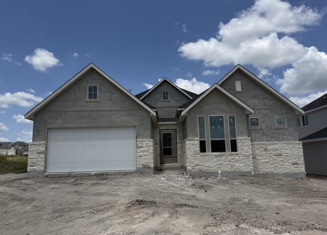 139  Kari Drive, Castroville, TX 78009 — photo 24