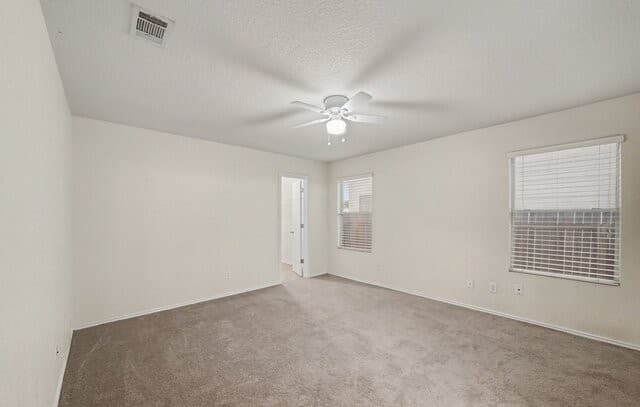 8715  Laguna, San Antonio, TX 78251 — photo 10