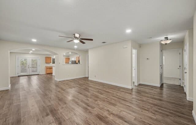 8715  Laguna, San Antonio, TX 78251 — photo 3