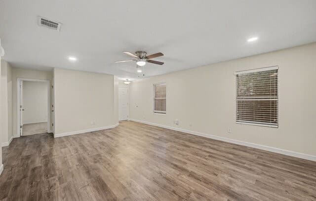 8715  Laguna, San Antonio, TX 78251 — photo 4