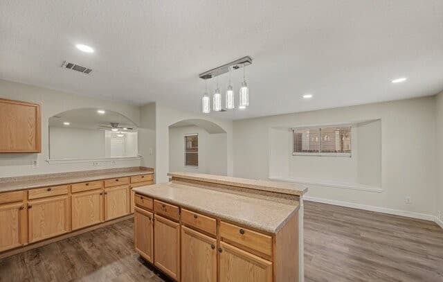 8715  Laguna, San Antonio, TX 78251 — photo 9