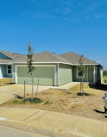 1235  Art Wall Way, San Antonio, TX 78221 — photo 2