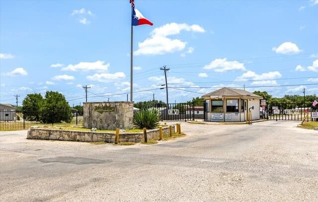 659  Private Road 1508, Bandera, TX 78003 — photo 5