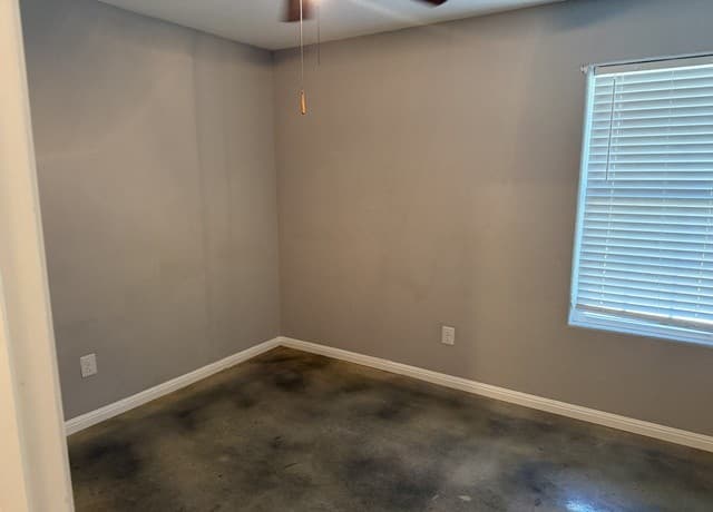 591  Burr Oak Ln, Canyon Lake, TX 78133 — photo 12