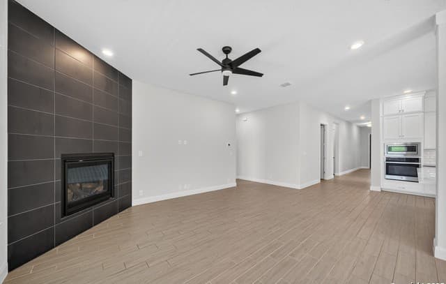 22811  Grande Vista, San Antonio, TX 78261 — photo 11