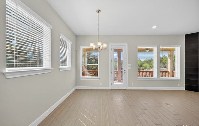 22811  Grande Vista, San Antonio, TX 78261 — photo 17