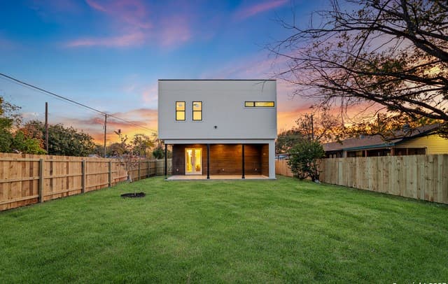 257 E Baylor, San Antonio, TX 78204 — photo 5