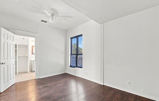 262 E Southcross Blvd, San Antonio, TX 78214 — photo 10