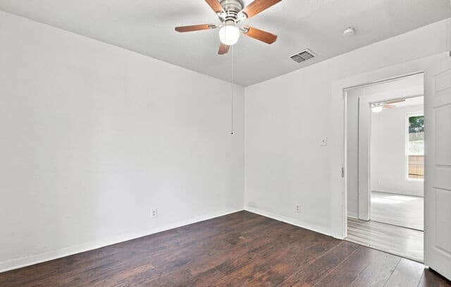 262 E Southcross Blvd, San Antonio, TX 78214 — photo 14
