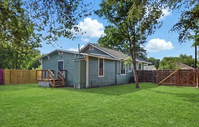 262 E Southcross Blvd, San Antonio, TX 78214 — photo 20