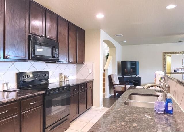 3922  Verde Bosque, San Antonio, TX 78223 — photo 5