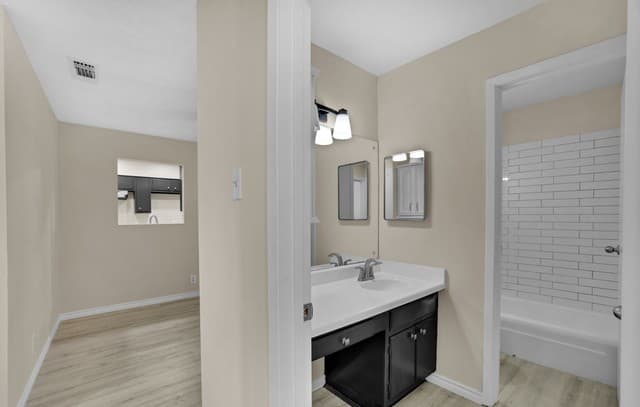 4351  Sun Gate St, San Antonio, TX 78217 — photo 9