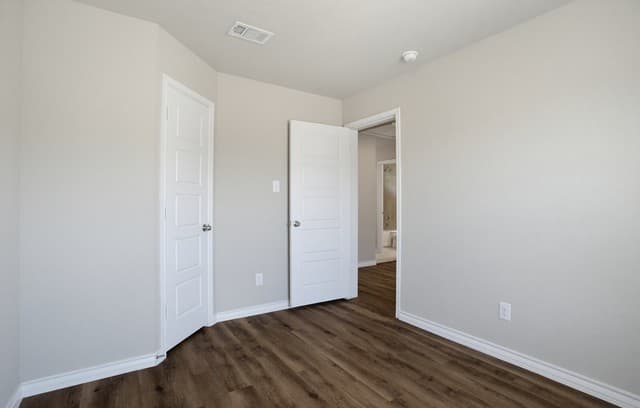 2013  Silver Oaks F, San Antonio, TX 78213 — photo 16