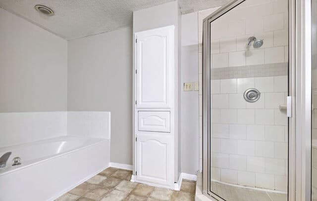 8440  Phoenix Ave, Selma, TX 78154 — photo 11