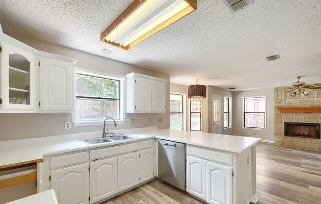 8440  Phoenix Ave, Selma, TX 78154 — photo 5