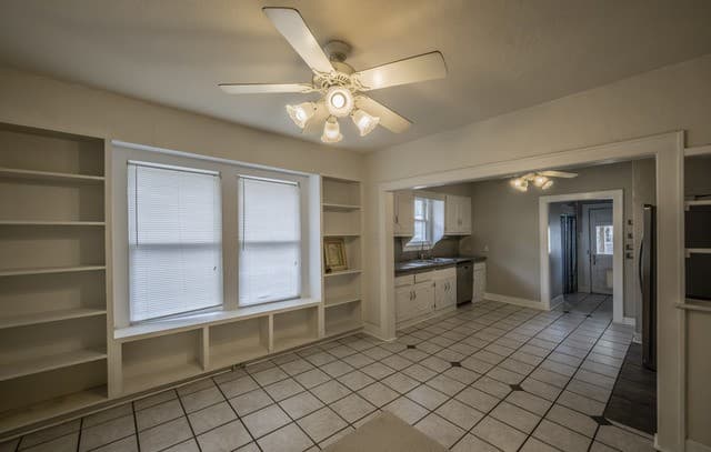 301  Furr Dr, San Antonio, TX 78201 — photo 9