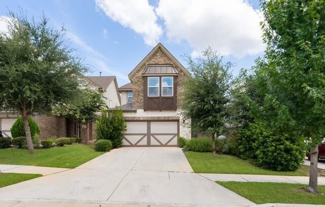 2080  Cowan Dr
