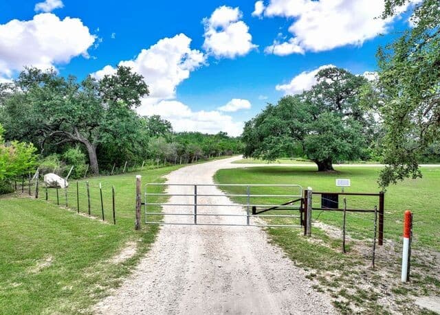 144  Pr 324, Dhanis, TX 78850 — photo 2