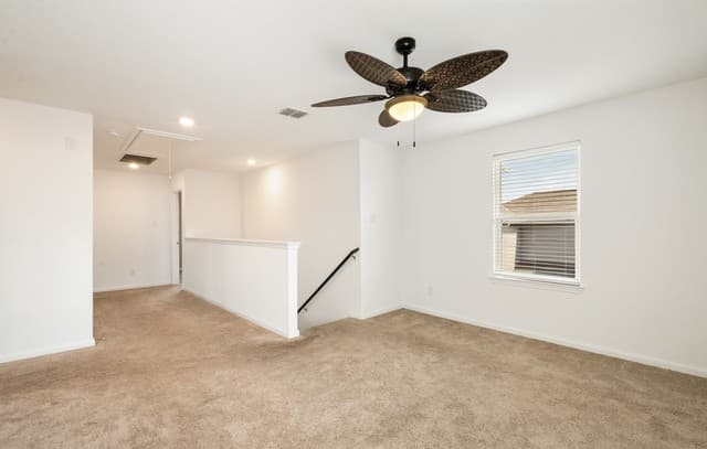 10806  Quinn Ct, San Antonio, TX 78252 — photo 10