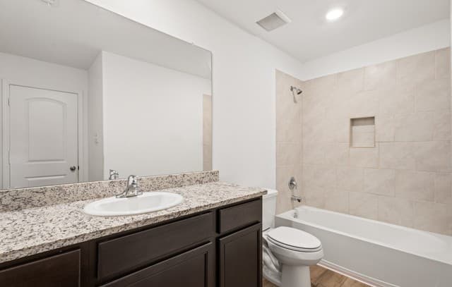 10806  Quinn Ct, San Antonio, TX 78252 — photo 17