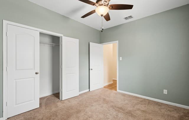 10806  Quinn Ct, San Antonio, TX 78252 — photo 8