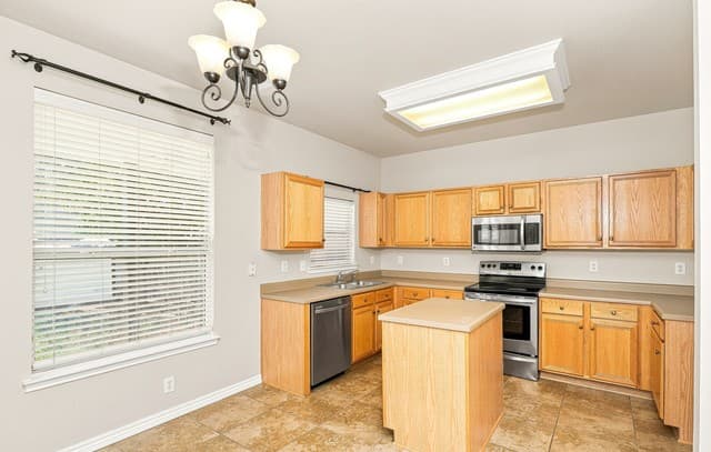 8734  Sonora Pass, Helotes, TX 78023 — photo 4