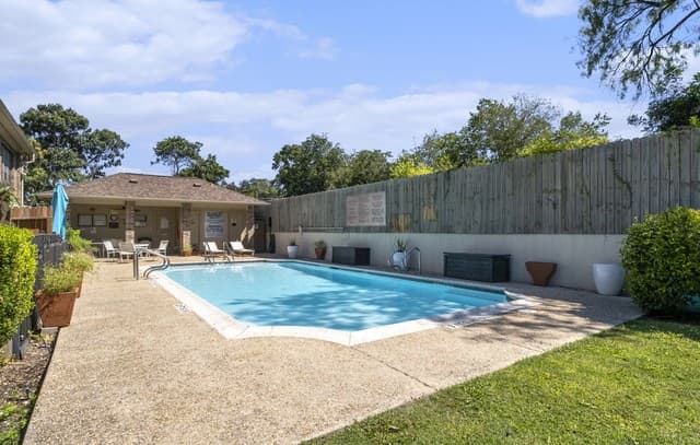 7926  Broadway Unit 304, San Antonio, TX 78209 — photo 24
