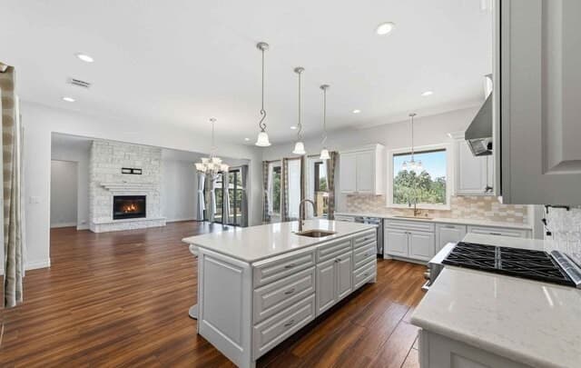103  William Tobin, Blanco, TX 78606 — photo 16