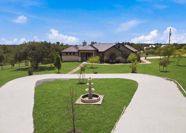 103  William Tobin, Blanco, TX 78606 — photo 2