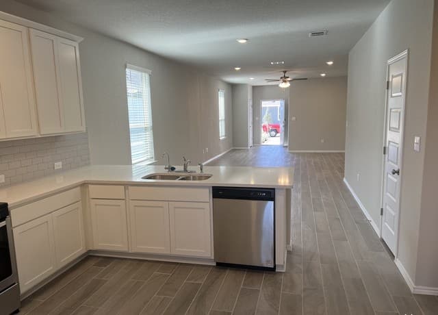 234  Jaycen, New Braunfels, TX 78130 — photo 6
