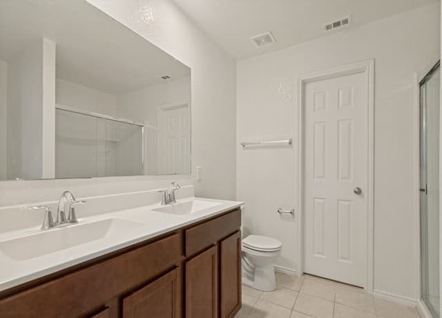 7210  Champion Crk, San Antonio, TX 78252 — photo 18