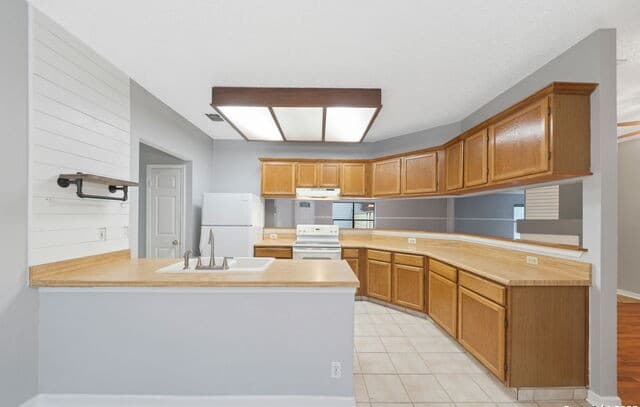 14911  Enchanted Castle, San Antonio, TX 78247 — photo 16