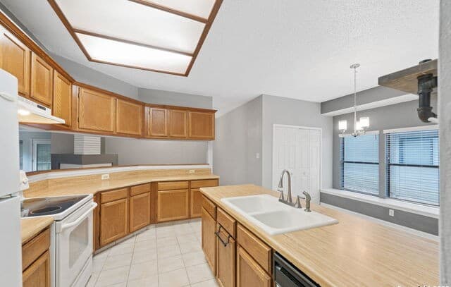 14911  Enchanted Castle, San Antonio, TX 78247 — photo 18